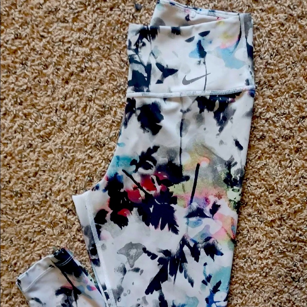 Nike Floral print leggings